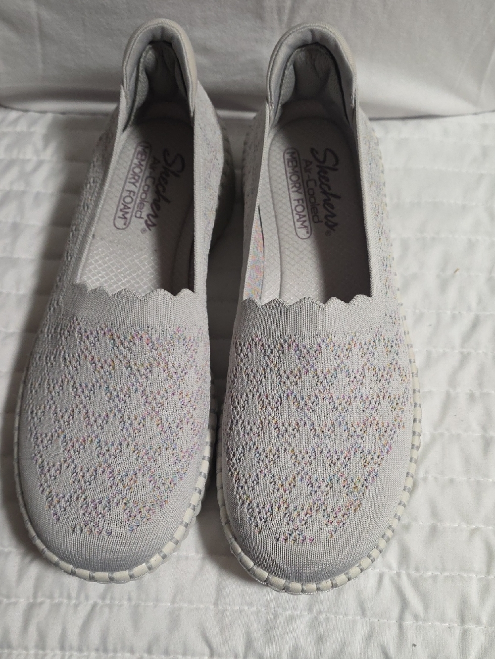 Skechers Light Gray Knit Slip-On Flats with Multicolor Speckle